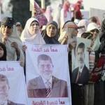 Supporters of Mohammed Morsi, Egypt’s ousted president, shouted slogans Sunday in Giza.