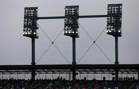 A power outage delayed the game during the second inning.
