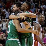 Jeff Green needed all of his 6 feet, 9 inches to get a buzzer-beating 3 off over LeBron James. Above, Green’s team showed him the love.