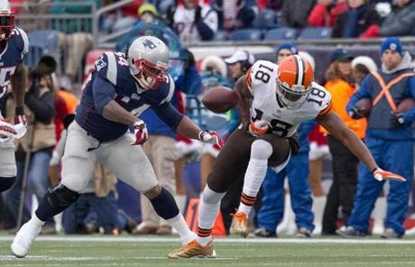 Dont’a Hightower ripped the ball from Browns receiver Greg Little.
