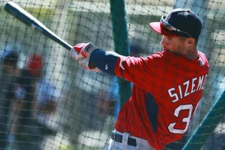 Grady Sizemore is a baseball-perfect 6 feet 2 inches, 200 pounds, bats left and throws left, and kills the ball in the cage. 
