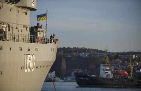 The Ukrainian Defense Ministry said that Russian forces demanded the ship's crew surrender.
