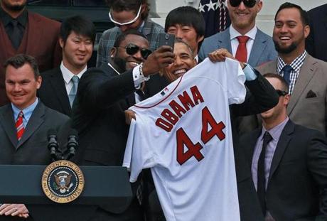 President Obama obliged when David Ortiz asked him to take a selfie.
