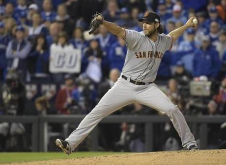 Madison Bumgarner got the win in relief for the Giants in Game 7. EPA/JOHN G. MABANGLO
