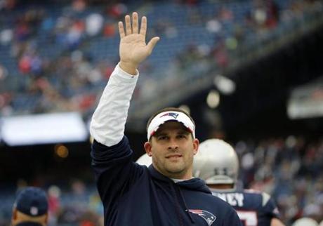 The 49ers and Falcons have shown interest in Patriots offensive coordinator Josh McDaniels.
