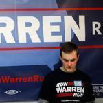 Adam Beaves of Des Moines readied his speech for the first meeting of a group urging Senator Elizabeth Warren to run.