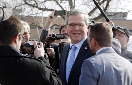 As he toured a bioscience plant in New Hampshire, Jeb Bush spoke with workers in both English and Spanish.
