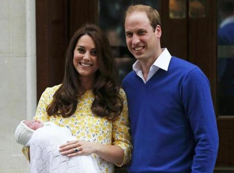 Prince William and his wife Catherine, Duchess of Cambridge, appeared with their baby daughter outside St Mary's Hospital in London on Saturday.
