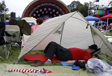 A man slept under a tent early Saturday.
