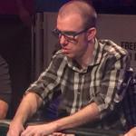 28poker - ***warning: image lo res, do not use for more than 2.5 columns *** - Thomas Kearney contemplates his next move while competing in the $10,000 buy-in World Series of Poker Main Event on Monday, July 13, 2015, at the Rio. (Case Keefer/Las Vegas Sun)