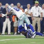 Dallas Cowboys All-Pro wide receiver Dez Bryant will miss four to six weeks with a broken right foot.