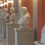 Busts around the atrium of the Tosteson medical center in Harvard Medical School of the famous Harvard medical doctors through out the school?s history. 