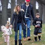 Gisele Bundchen, Tom Brady, and their children Vivian and Benjamin.