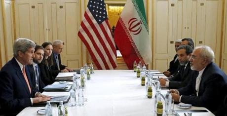 U.S. Secretary of State John Kerry (L) meets with Iranian Foreign Minister Mohammad Javad Zarif on what is expected to be 