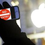 epa05234175 (FILE) A file picture dated 23 February 2016 shows a man holding up an iPhone displaying a 'No Entry' image as part of a rally in front of an Apple Store in support of the company's privacy policy, in New York, New York, USA. The US Justice Department said on 28 March 2016, that the FBI had accessed the iPhone used by one of the shooters in the San Bernardino, California, terrorist attack last December and will not need the help of Apple to unblock the device. The news comes a week after a California court hearing at which Apple and the government were scheduled to appear was cancelled as federal authorities requested its postponement to test a possible way to access the iPhone. The move came after federal officials said that an unidentified third party came forward and demonstrated a possible method to accessing a locked iPhone, media reported. The announcement brings to an end a confrontation between the government and Apple that erupted when federal Judge Sheri Pym in mid-February ordered the tech giant to help the FBI access the information on the phone of the shooter, who - with his wife - killed 14 people in what is being investigated as a terrorist attack. Apple had refused to agree to the government's requests, after claiming that doing so would put the security of all iPhones in jeopardy. EPA/JUSTIN LANE