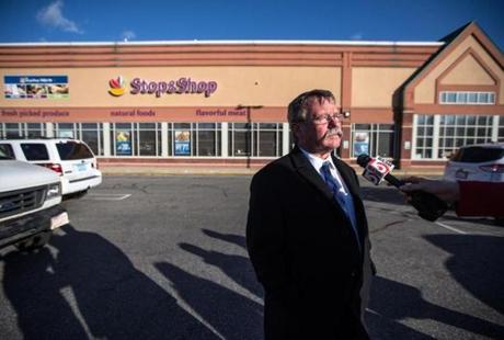 03/29/2016 ROXBURY William Christopher Jr. (cq), Commissioner of Boston's Inspection Services Department, speaks to the media outside a Stop and Shop in Roxbury that was closed because of a rodent infestation. (Aram Boghosian for The Boston Globe) 
