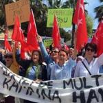 Residents protested plans to build a camp in Dikili for migrants sent back to Turkey.