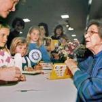 Beverly Cleary signed books in 1998.