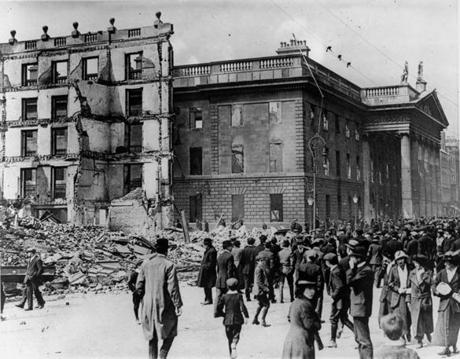 Dublin?s Sackville Street after the Easter Monday rebellion in 1916.
