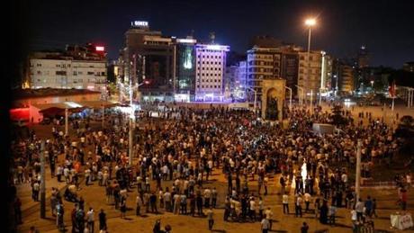 A large crowd formed in  Instanbul?s Taksim Square to support the Turkish government. 
