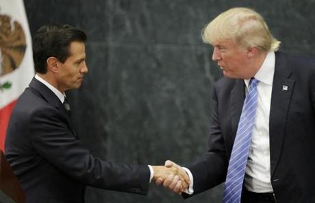 Republican presidential nominee Donald Trump and Mexico's President Enrique Pena Nieto shook hands at a press conference. 
