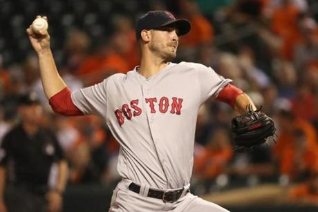Rick Porcello pitched a complete game Monday in improving to 21-4.
