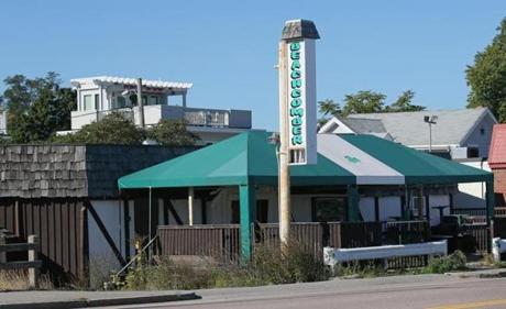 The Beachcomber bar in Quincy was at the center of a real estate investment scheme that cost victims $2 million.
