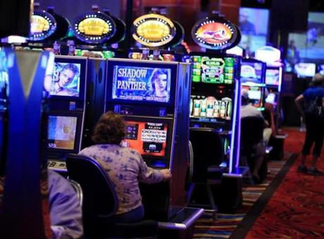 Plainville Ma 06092016 Plainridge Park Casino's gaming floor. Globe/Staff Photographer Jonathan Wiggs
