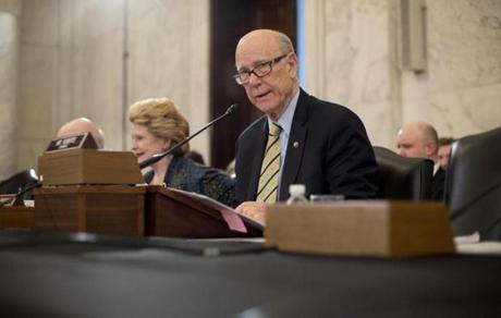 Senate Agriculture, Nutrition and Forestry Committee Chairman Sen. Pat Roberts, R-Kan. speaks on Capitol Hill in Washington, Thursday, March 23, 2017, prior to the start of the committee's confirmation hearing for Agriculture Secretary-designate Sonny Perdue. The committee's ranking member Sen. Debbie Stabenow, D-Mich. is at left. (AP Photo/Pablo Martinez Monsivais)
