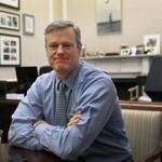 Governor Charlie Baker will travel to Washington on Friday for the inaugural meeting of President Trump?s commission on drug addiction and the opioid crisis.