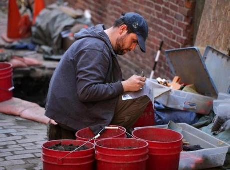 Joe Bagley, the city?s archeologist, expected to find a trove of 19th-century artifacts in the North End ? not a window into Boston as it existed nearly two centuries before that.
