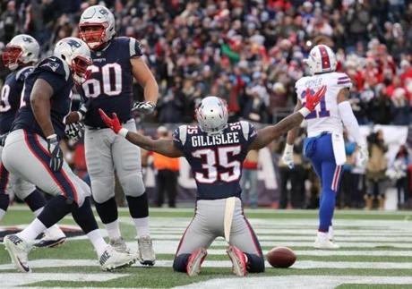 Foxborough, MA - 12/24/2017: Mike Gillislee celbrates after scoring a TD during third quarter action. The New England Patriots host the Buffalo Bills at Gillette Stadium. Matthew J. Lee / Globe staff
