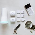 The Boston startup SimpliSafe on Wednesday announced a new line of install-it-yourself home security kits.