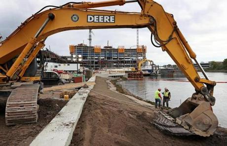 Development of the Wynn resort in Everett includes a multibillion-dollar cleanup of the adjacent Mystic River.
