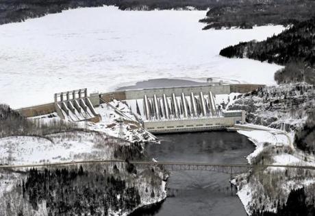 BAIE COMEAU, QUEBEC, CANADA - 1/20/2018: Hydro-Quebec... One of the larger dams, the Manicouagan -2 dam with the Manicouagan Reservoir. (David L Ryan/Globe Staff ) SECTION: METRO TOPIC 28quebecpic
