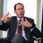 Randall Stephenson, CEO of AT&T, spoke at the Boston College Chief Executives Club luncheon at the Boston Harbor Hotel. 