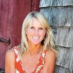 Elin Hilderbrand, who writes her best-selling novels longhand while on the beaches of Nantucket, says ?It provides a calm, relaxed setting that is also inspiration.?