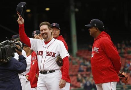 Boston, MA--5/27/2018-- Wade Boggs lifts his cap to the crowd as he is announced for the Red Sox alumni game. (Jessica Rinaldi/Globe Staff) Topic: Reporter: 
