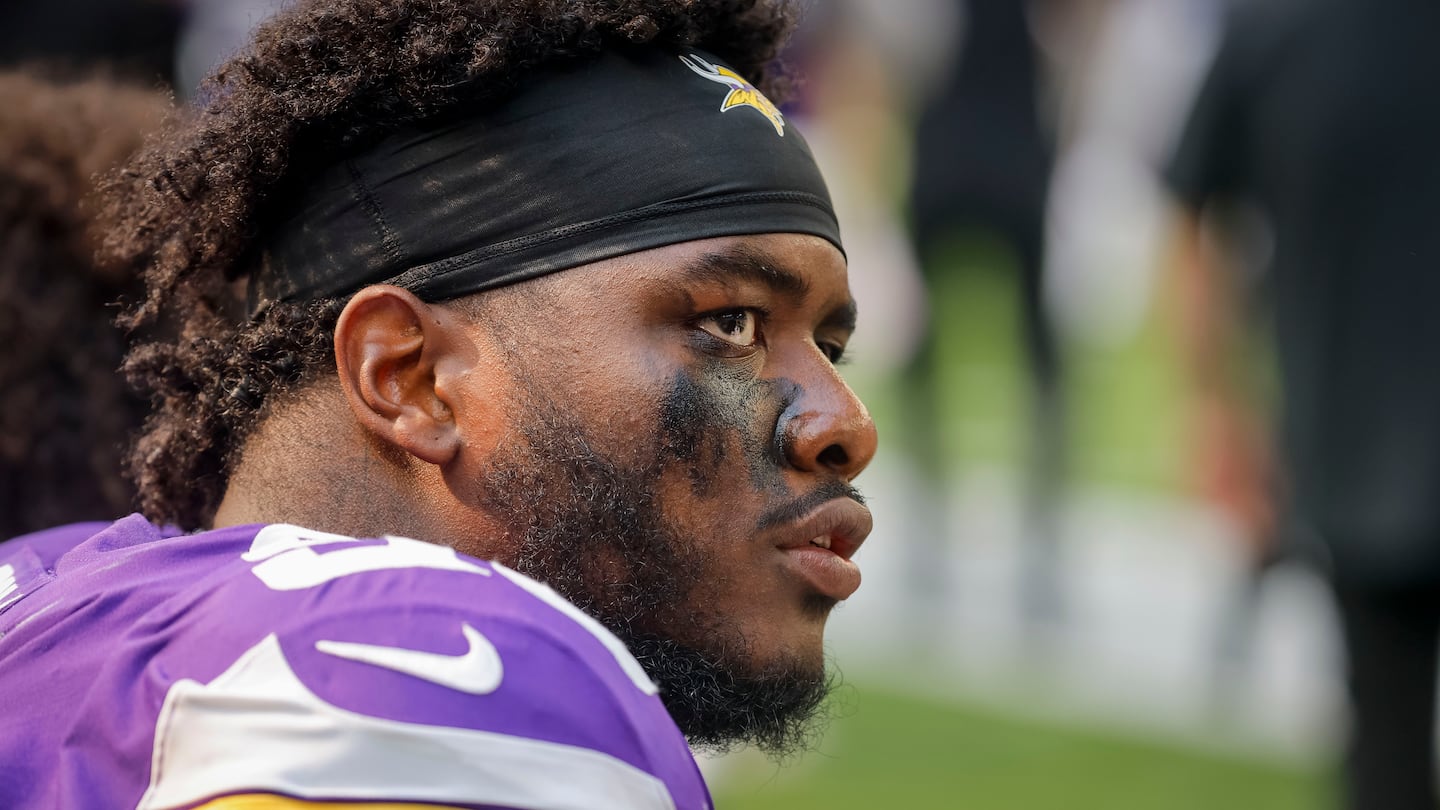 Jaquelin Roy started one game as a rookie for the Vikings.