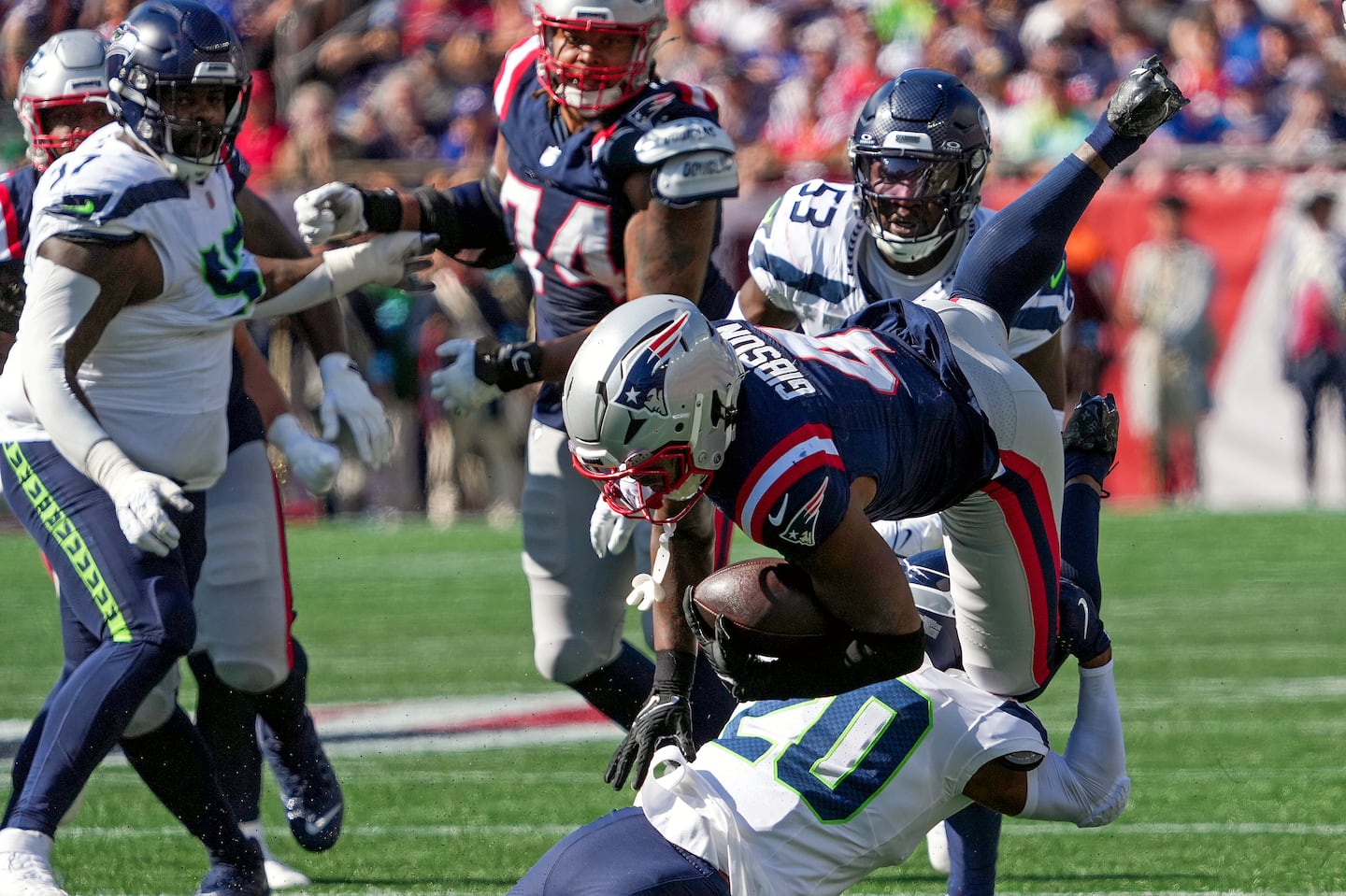 Antonio Gibson had 96 yards on 11 carries as the Patriots stuck mostly with the ground attack vs. the Seahawks.