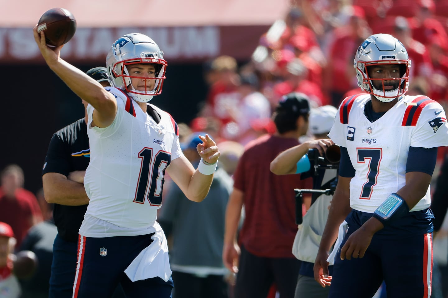 Jacoby Brissett (right) has done his part, and now it is time for him to watch Drake Maye quarterback the Patriots.