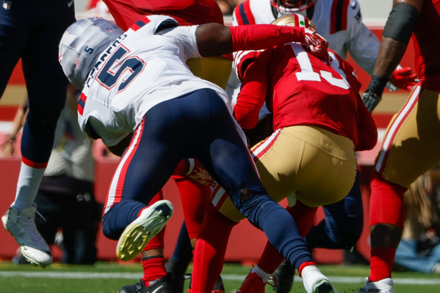 Patriots safety Jabrill Peppers (left) helped hold 49ers receiver Deebo Samuel to 58 yards on three catches in San Francisco's win last Sunday.