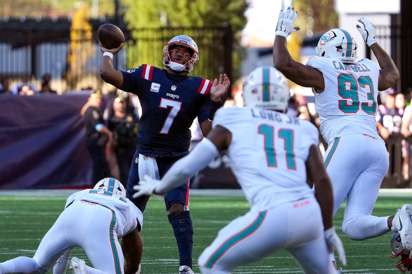 Jacoby Brissett, who was 18-of-34 passing for 160 yards, was under pressure all game against the Dolphins.