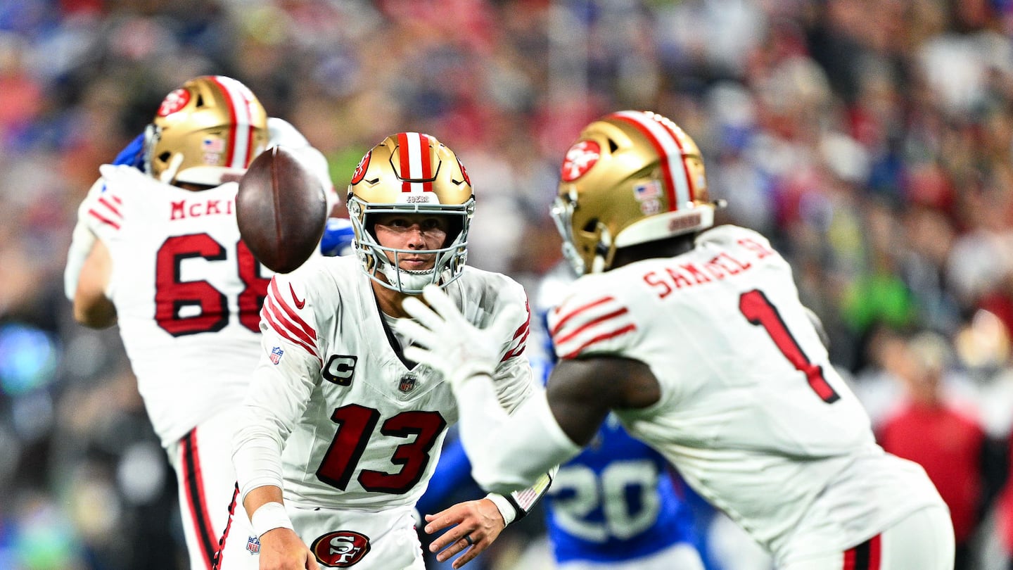 Brock Purdy and Deebo Samuel connected three times in a win over Seattle.