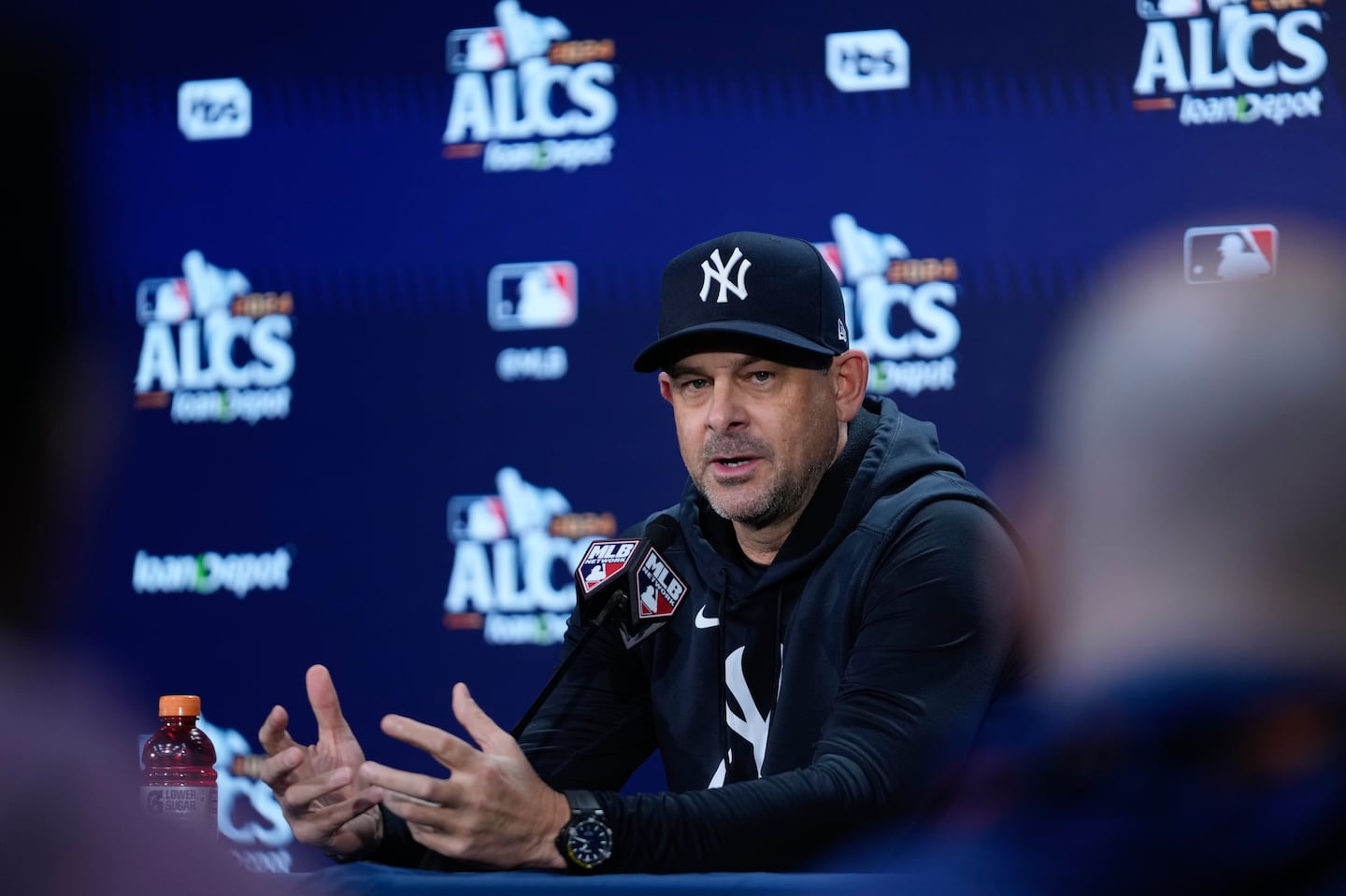 The playoff pressure entering the ALCS is on Aaron Boone and the Yankees.