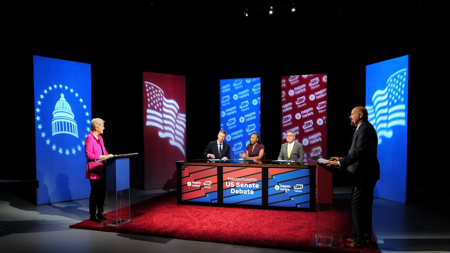 Massachusetts Senator Elizabeth Warren and Republican challenger John Deaton participate in their second debate in the US Senate race. Moderated by GBH News Political Reporters Adam Reilly and Saraya Wintersmith along with NEPM News Reporter Adam Frenier, the debate took place at NEPM’s headquarters in Springfield, Mass. on October 17, 2024. 

(Seated from left to right: Massachusetts Senator Elizabeth Warren, GBH New Political Reporter Adam Reilly, GBH News Political Reporter Saraya Wintersmith, NEPM News Reporter Adam Frenier, and Republican challenger John Deaton)