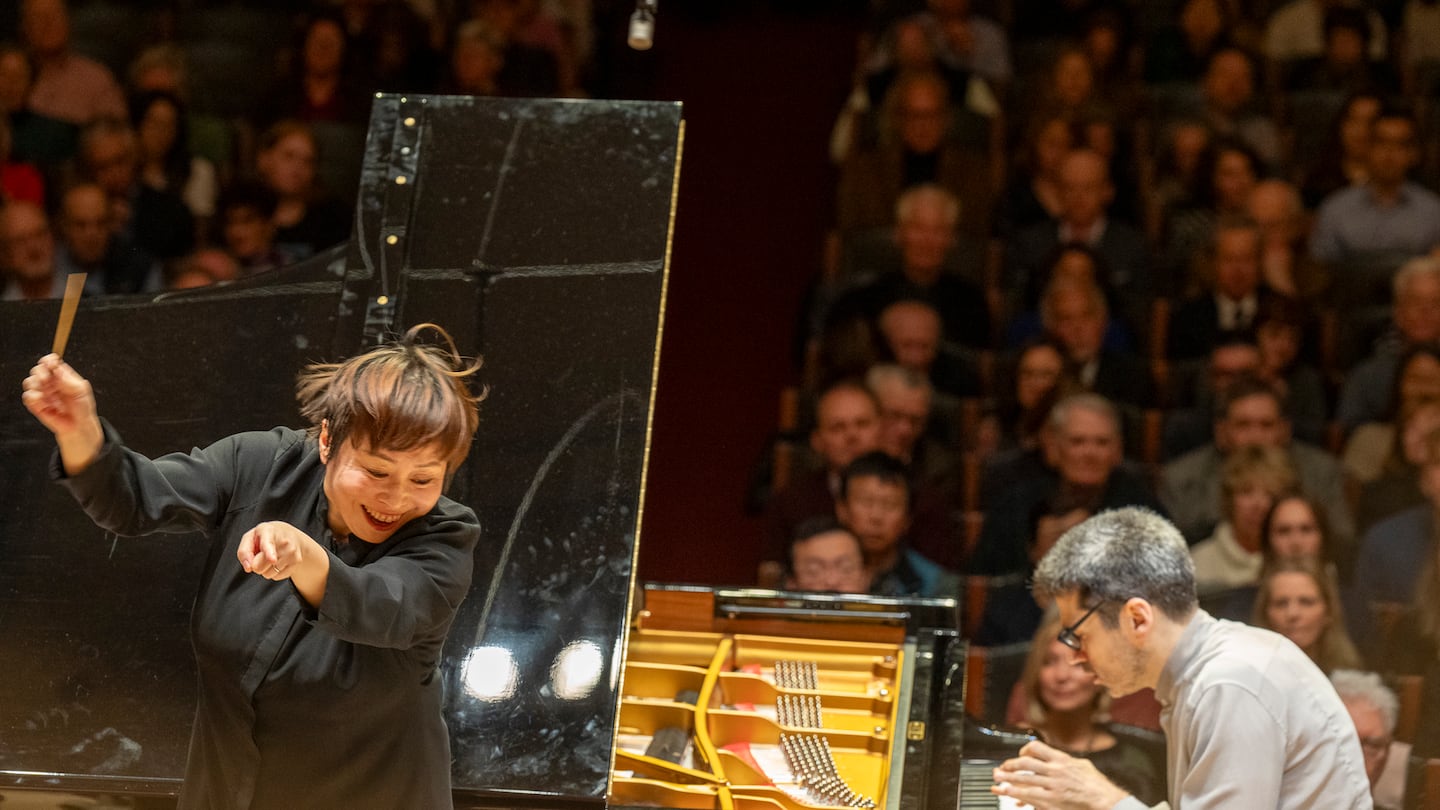 Xian Zhang conducts the Boston Symphony Orchestra in Schumann's Piano Concerto, with soloist Jonathan Biss.