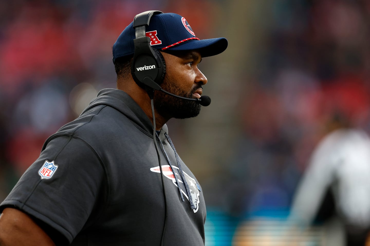 Mayo looks on as his team stumbles to a sixth straight loss.