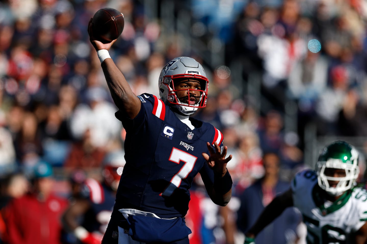 Jacoby Brissett threw for 132 yards on 15-of-24 passing and rushed for 11 yards.