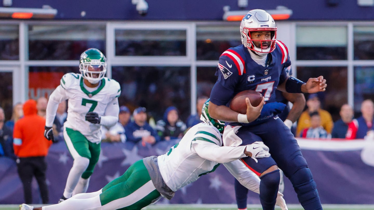 Jacoby Brissett came on in relief of an injured Drake Maye and led his seventh career game-winning drive in the fourth quarter.